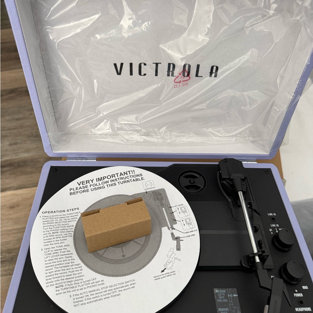 SOLD ❗️ Victrola purple Portable Record Player - Picture 5 of 6